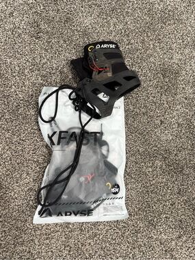 Aryse ankle braces for inside or outside of shoes/cleats
